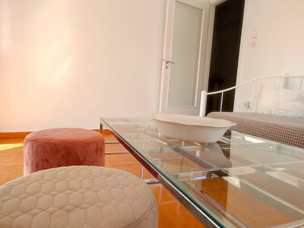 Vironos Extra Bright Apartment - Front Park And Monastery Athens Exterior photo